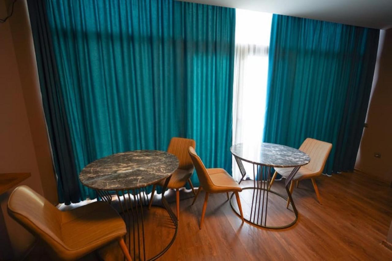 Hotel Linge Tbilissi Extérieur photo